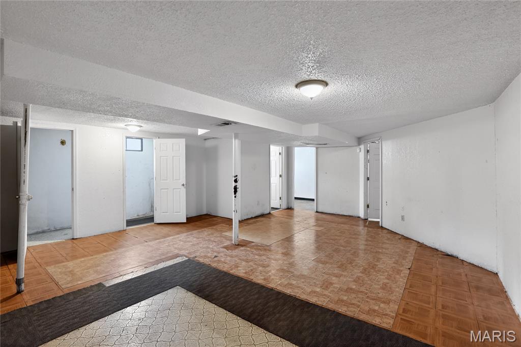 1742 Bradshaw Drive Property Photo 25