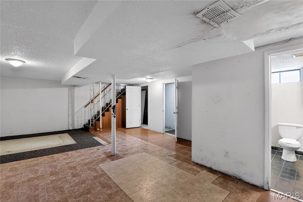 1742 Bradshaw Drive Property Photo 26