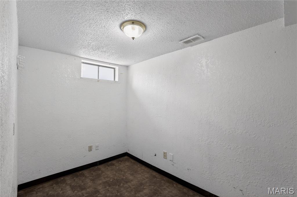 1742 Bradshaw Drive Property Photo 27