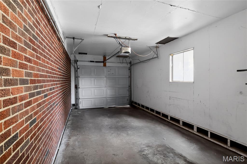 1742 Bradshaw Drive Property Photo 32