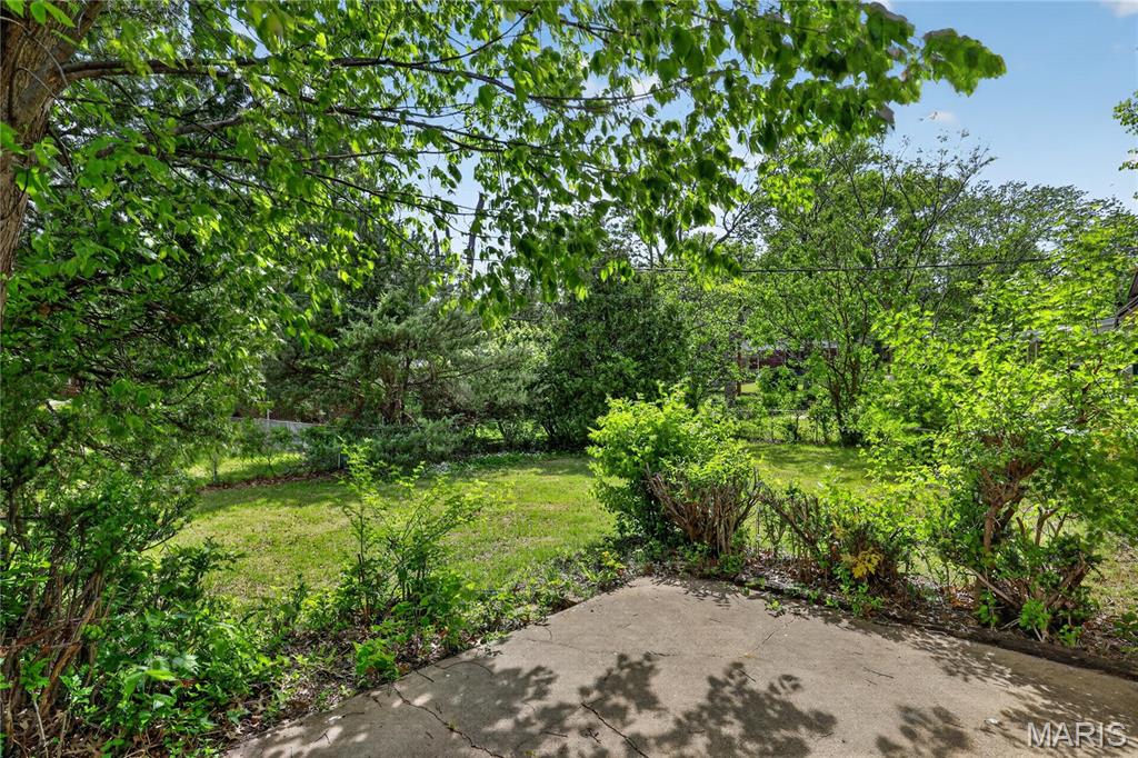 1742 Bradshaw Drive Property Photo 33