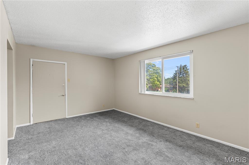 7736 Springdale Drive Property Photo 5