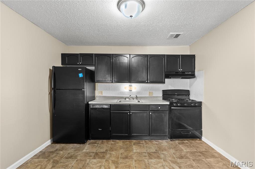 7736 Springdale Drive Property Photo 8