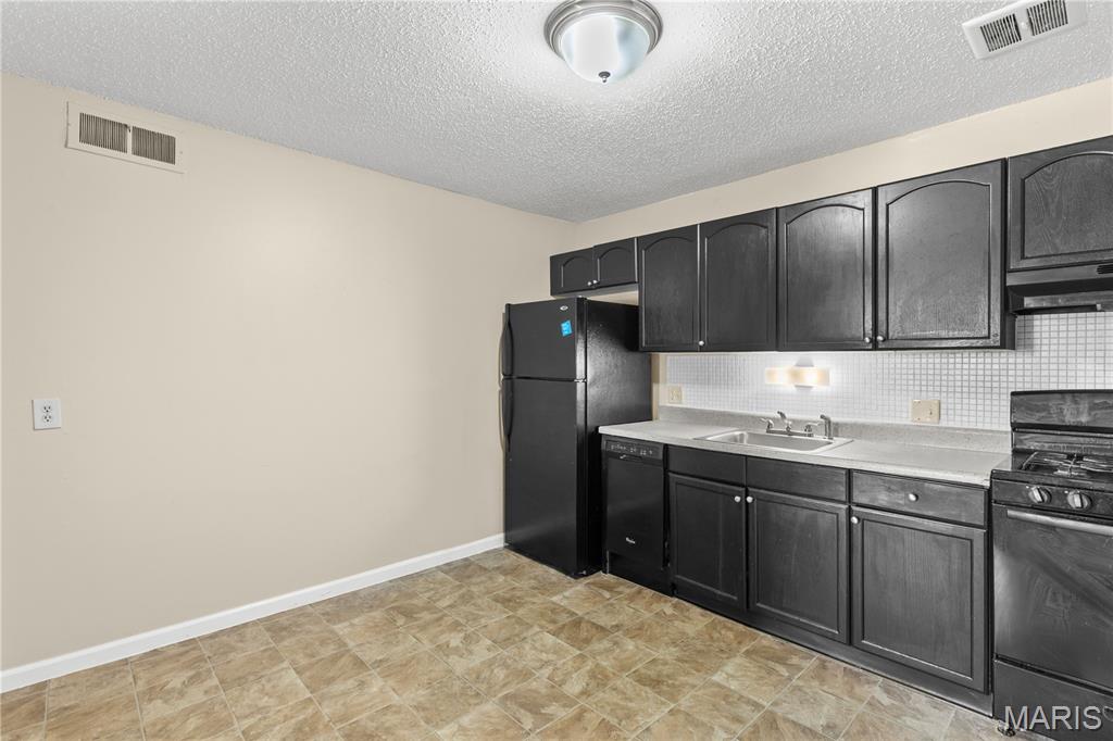 7736 Springdale Drive Property Photo 9