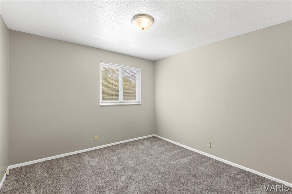 7736 Springdale Drive Property Photo 14