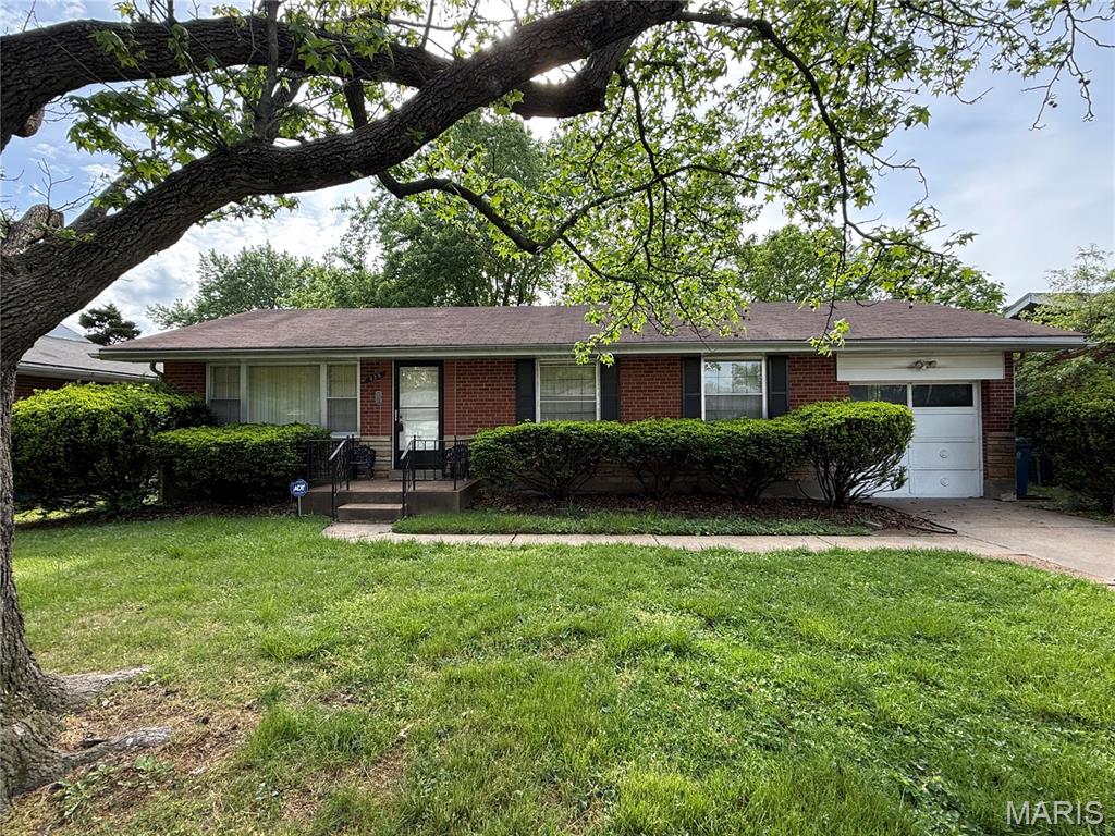 325 Rand Drive Property Photo 1