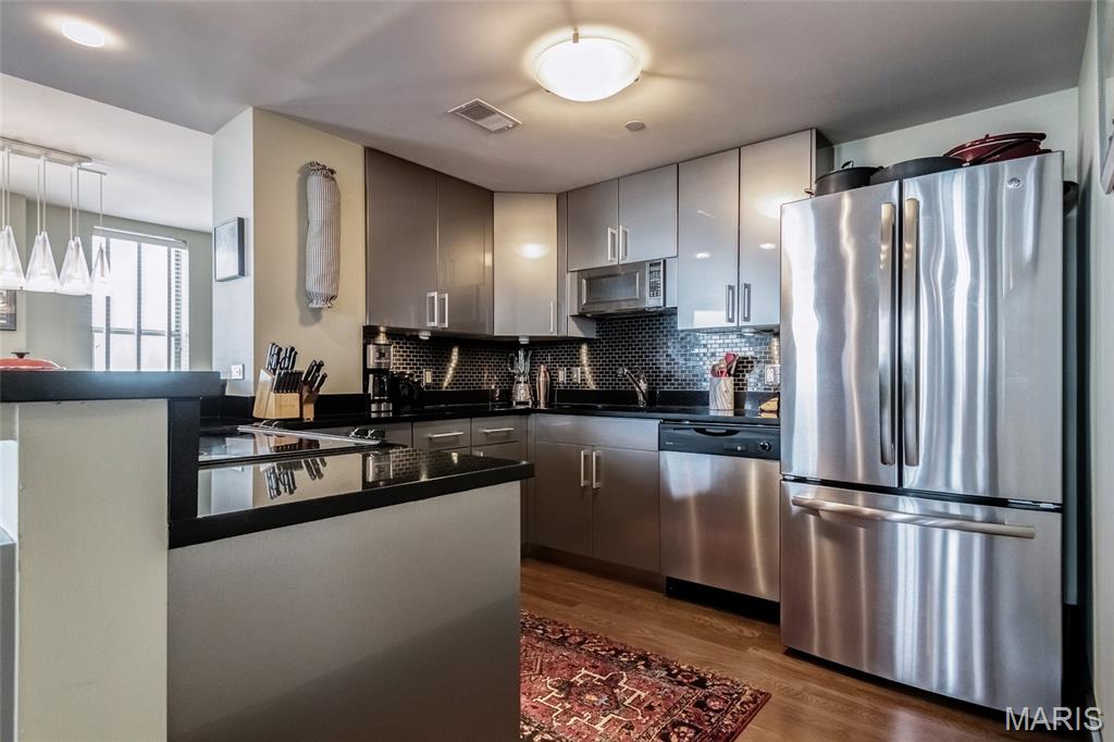 3608 Gravois Avenue 6e Property Photo 15