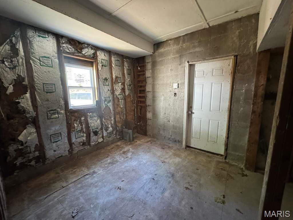 357 Adrian Drive Property Photo 8