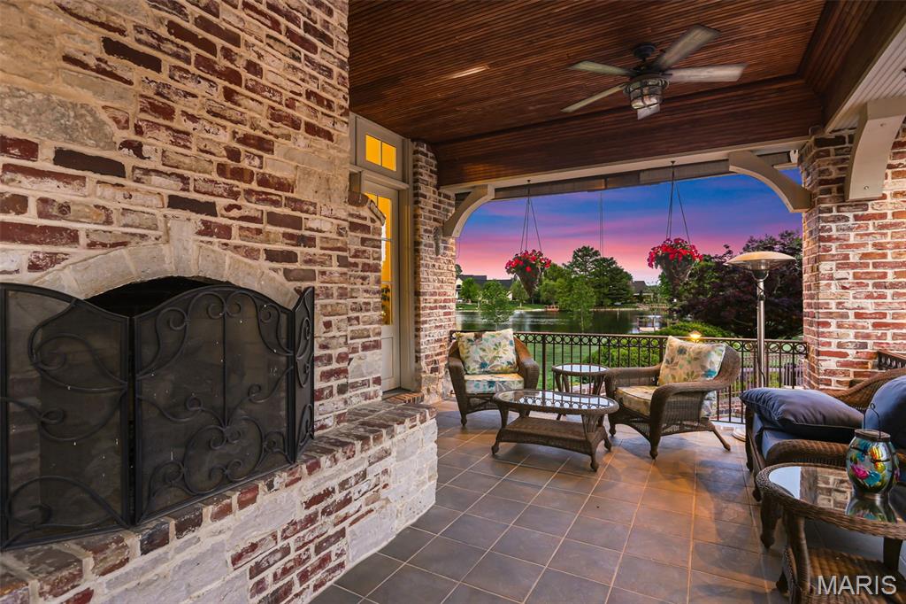 2102 Clairmont Drive Property Photo 9