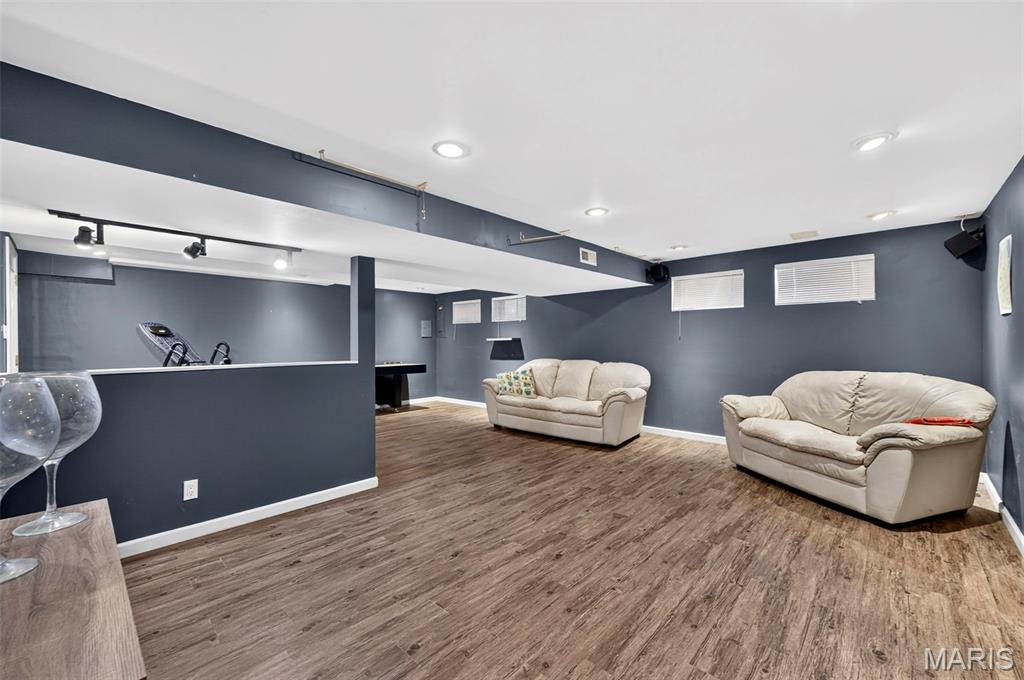 1261 Jade Wind Circle Property Photo 37