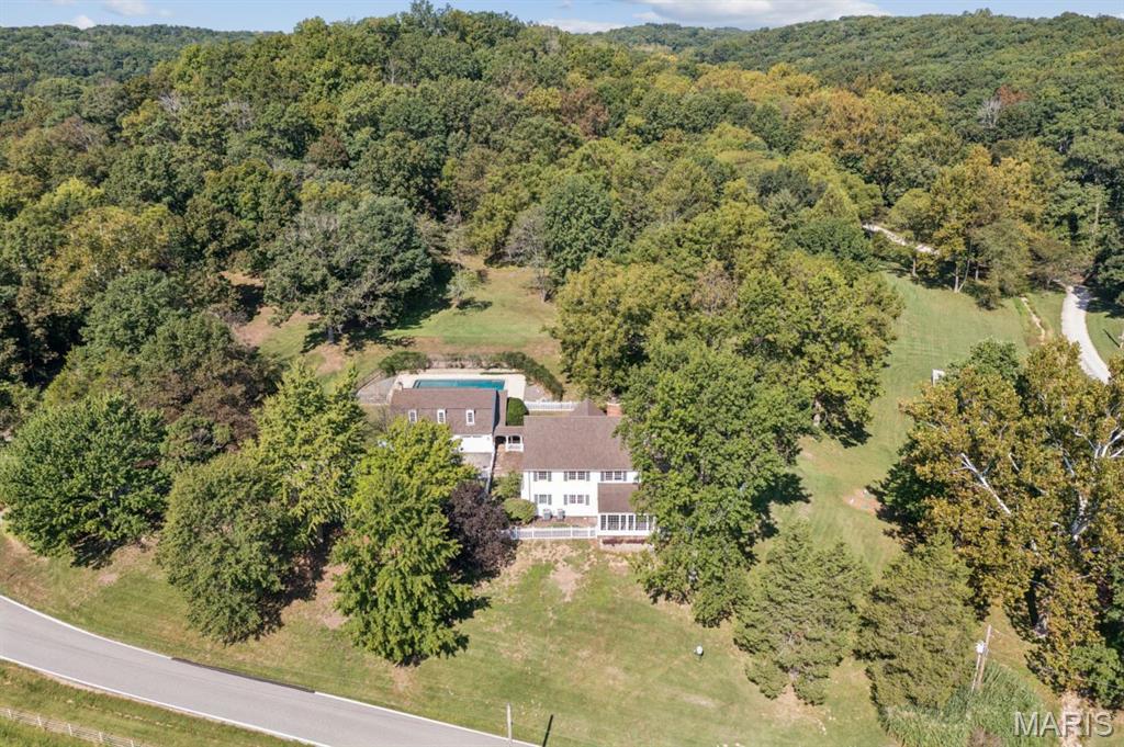 2333 Ossenfort Road Property Photo 24