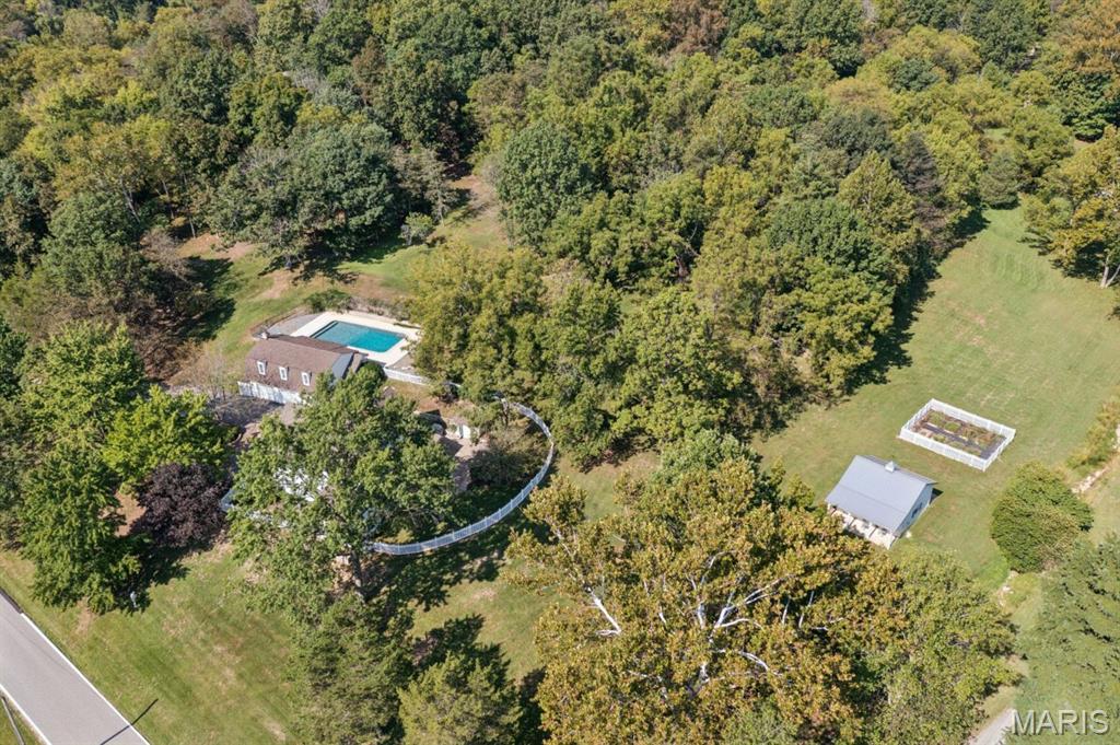 2333 Ossenfort Road Property Photo 25