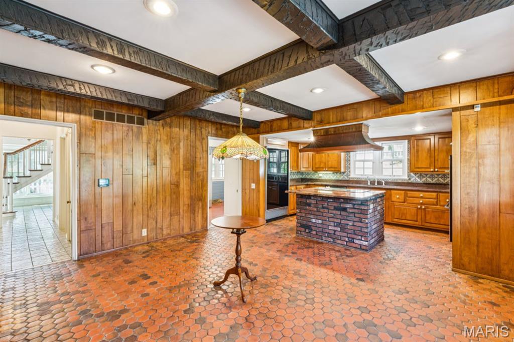 2333 Ossenfort Road Property Photo 47
