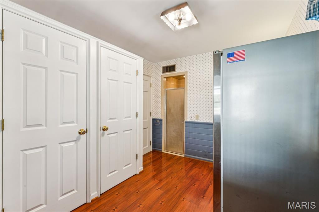 2333 Ossenfort Road Property Photo 54