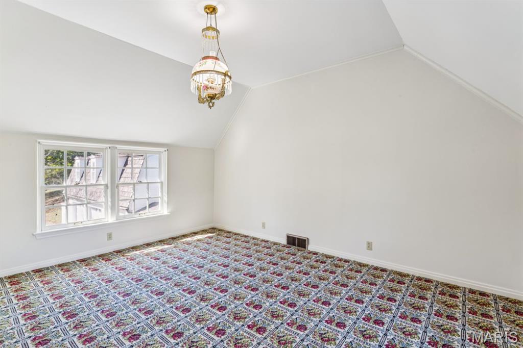 2333 Ossenfort Road Property Photo 57