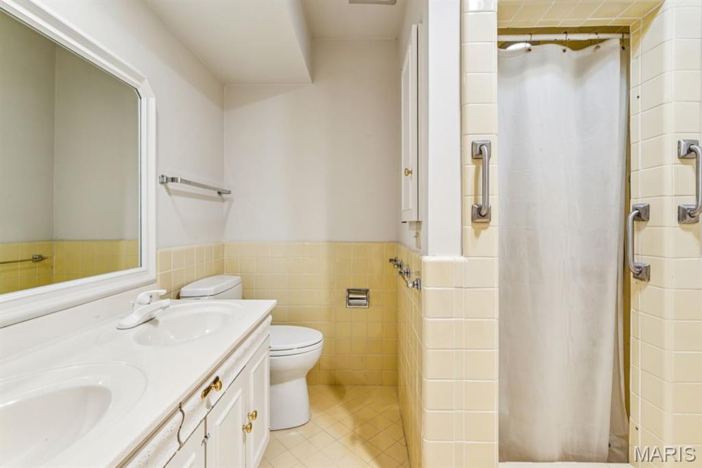 2333 Ossenfort Road Property Photo 59