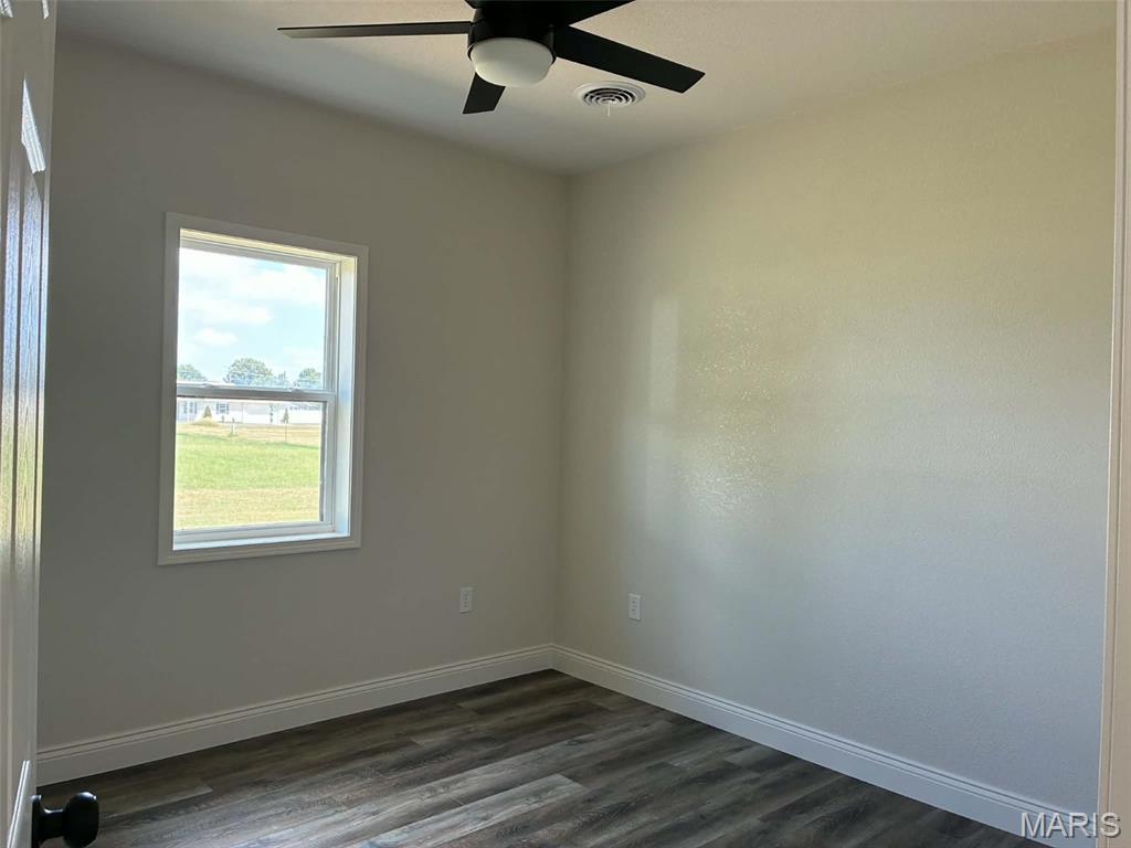 907 Arnold Property Photo 10