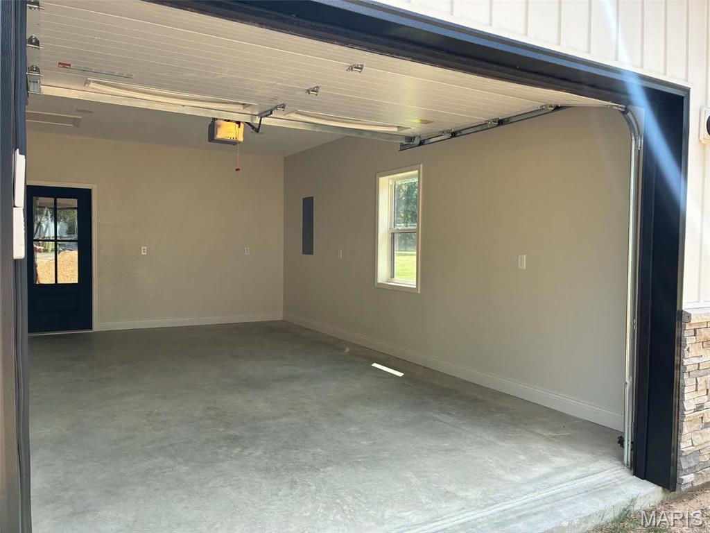 907 Arnold Property Photo 12