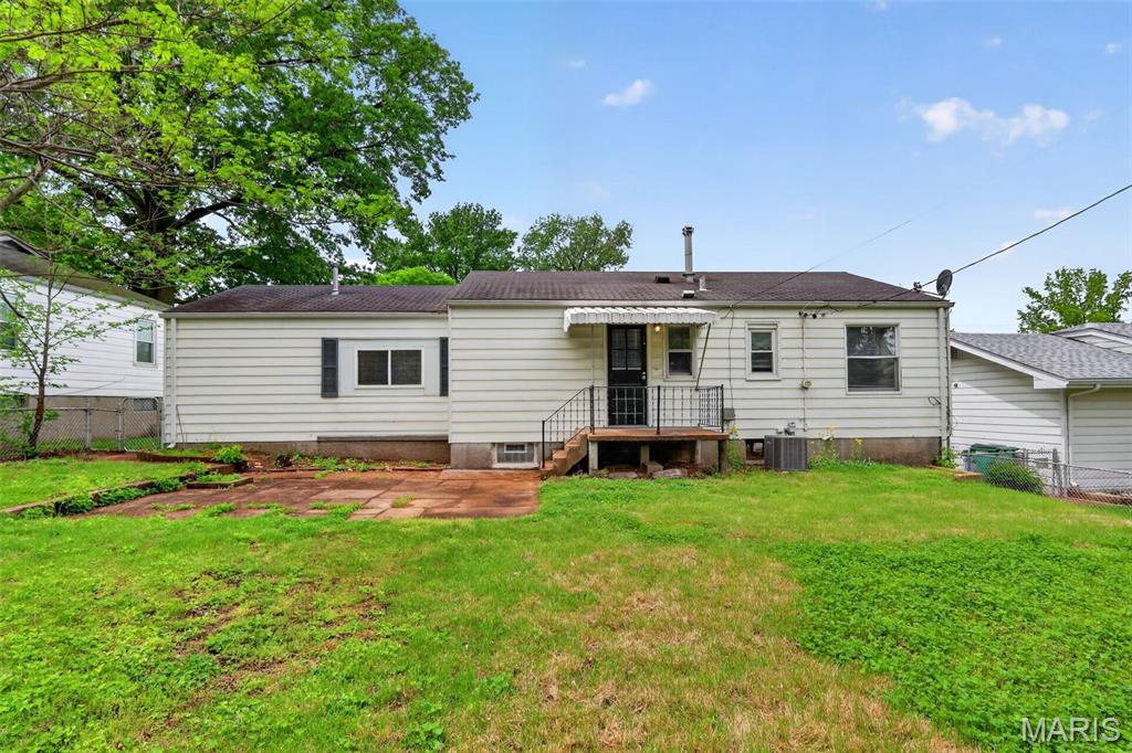 10220 Tappan Drive Property Photo 3