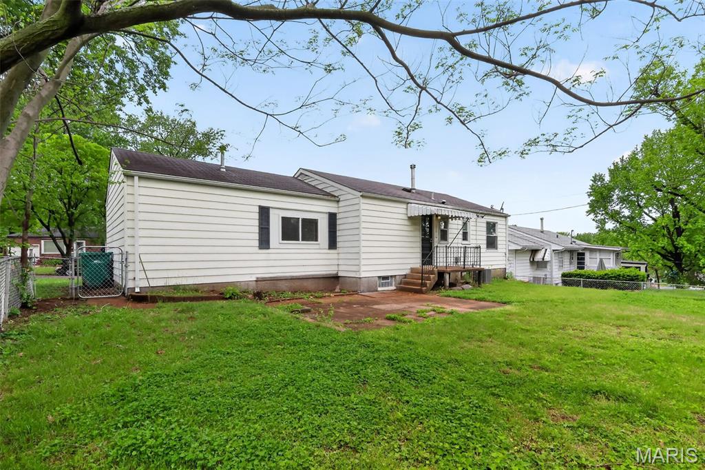 10220 Tappan Drive Property Photo 6
