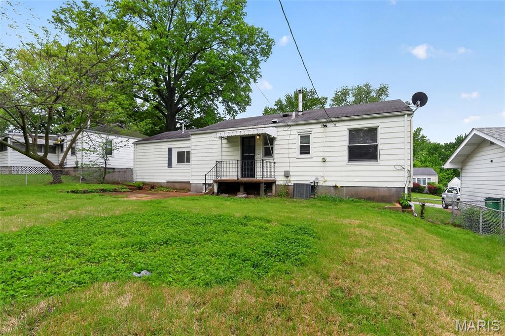 10220 Tappan Drive Property Photo 11