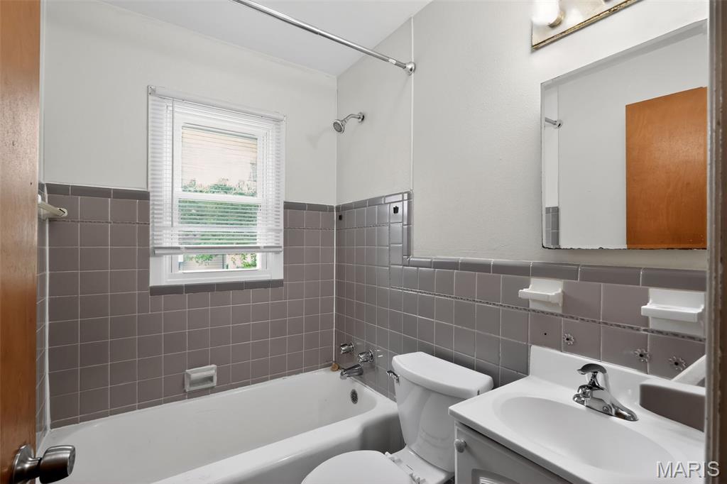 10220 Tappan Drive Property Photo 25