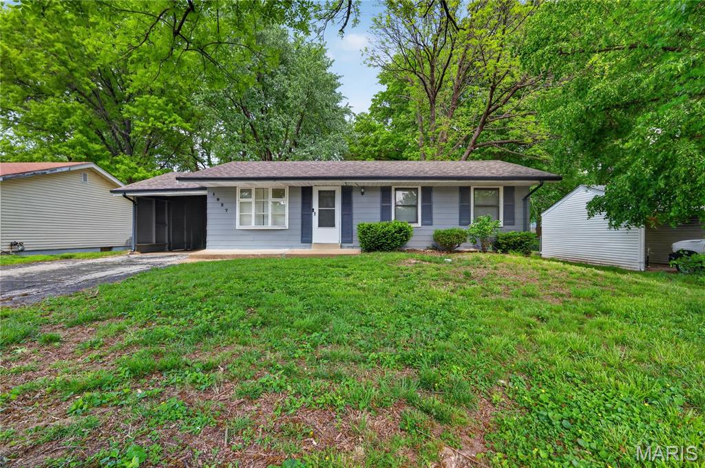 1927 Hudson Road Property Photo 1