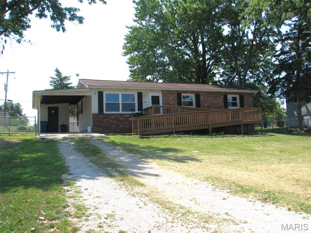 1002 Terrace Drive Property Photo 1