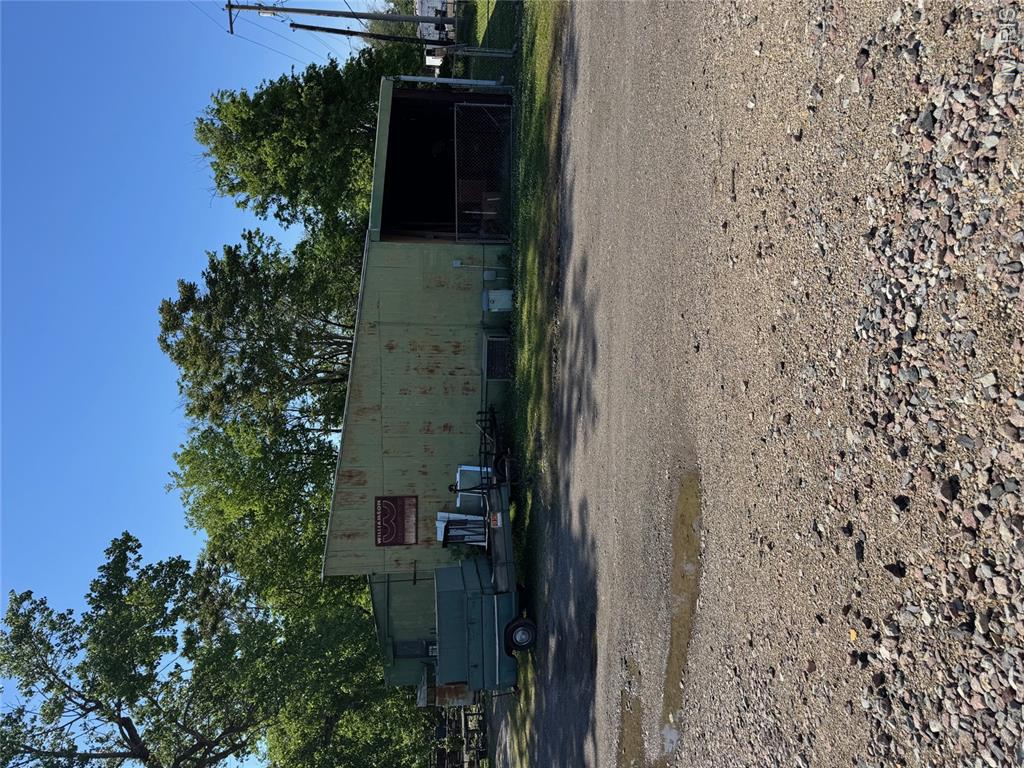 201 W Main (rear) Property Photo 2