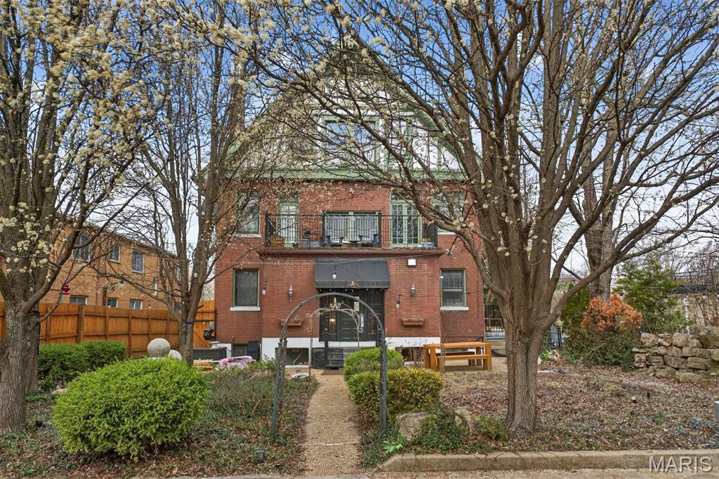 3500 Russell Boulevard Property Photo 1
