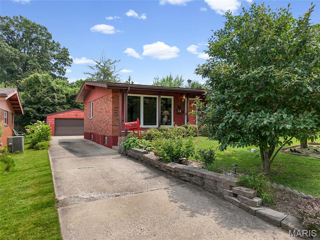 508 Crestvale Drive Property Photo 1