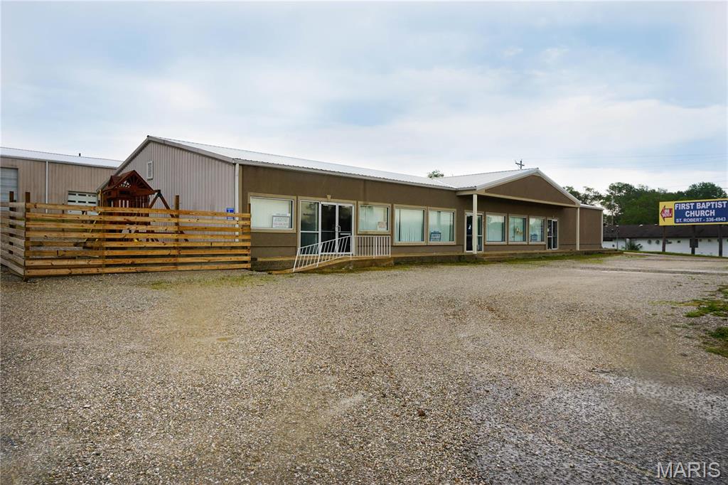 1126 Old Rte 66 Property Photo 4