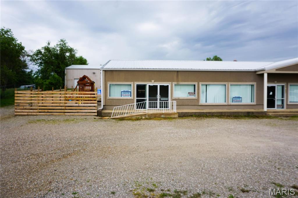 1126 Old Rte 66 Property Photo 30