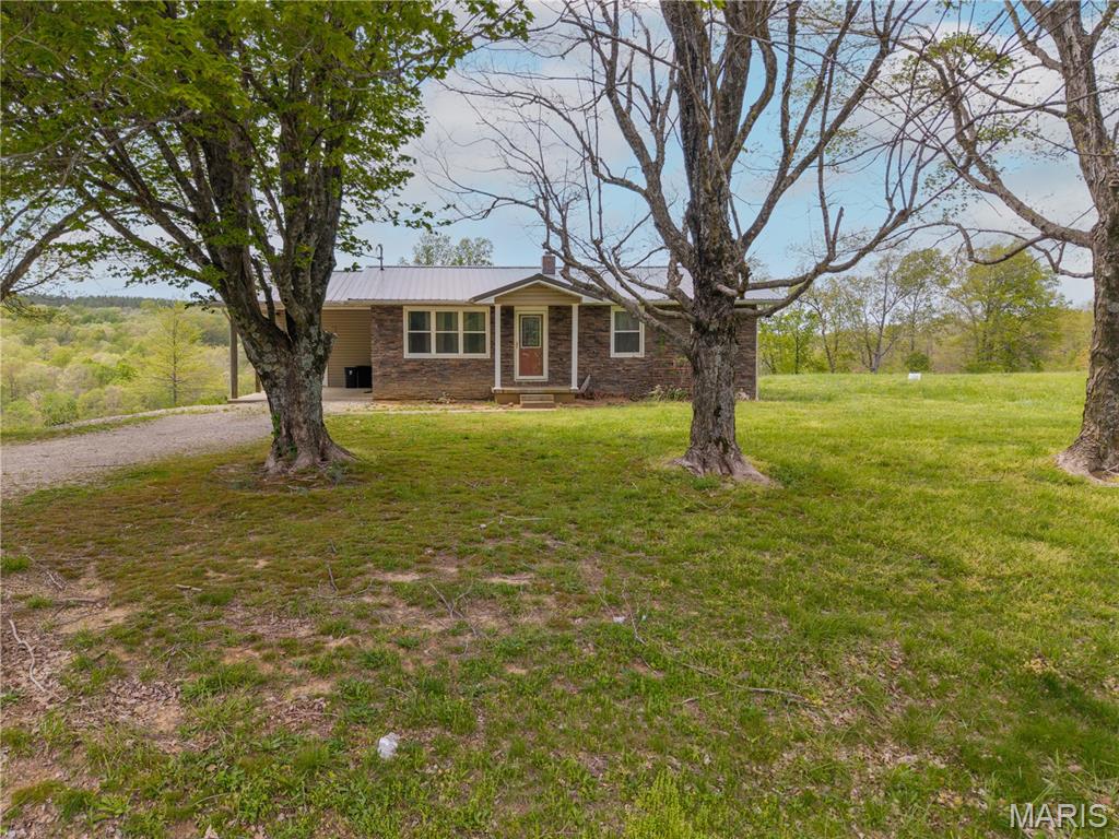 21971 State Highway B Property Photo 1