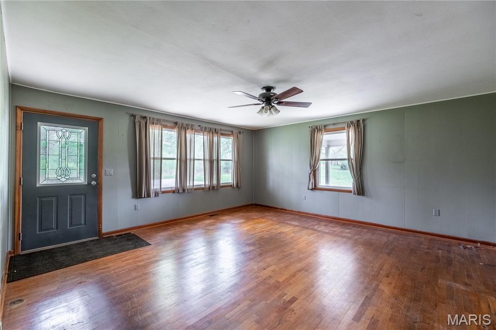 21971 State Highway B Property Photo 4