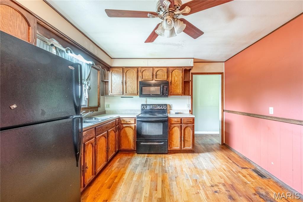 21971 State Highway B Property Photo 7