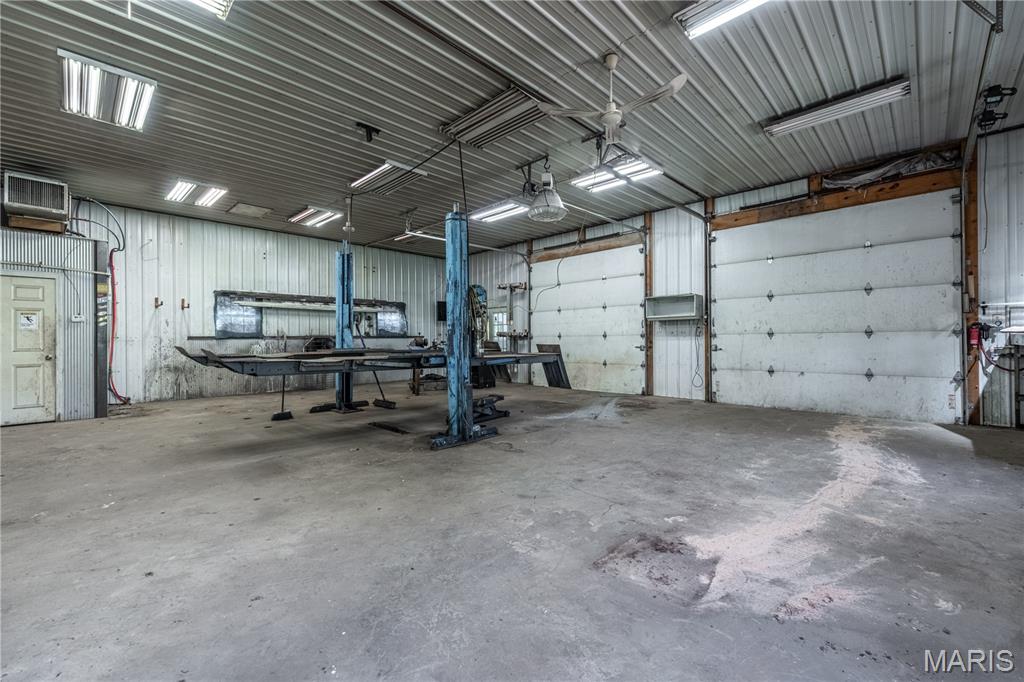 21971 State Highway B Property Photo 30