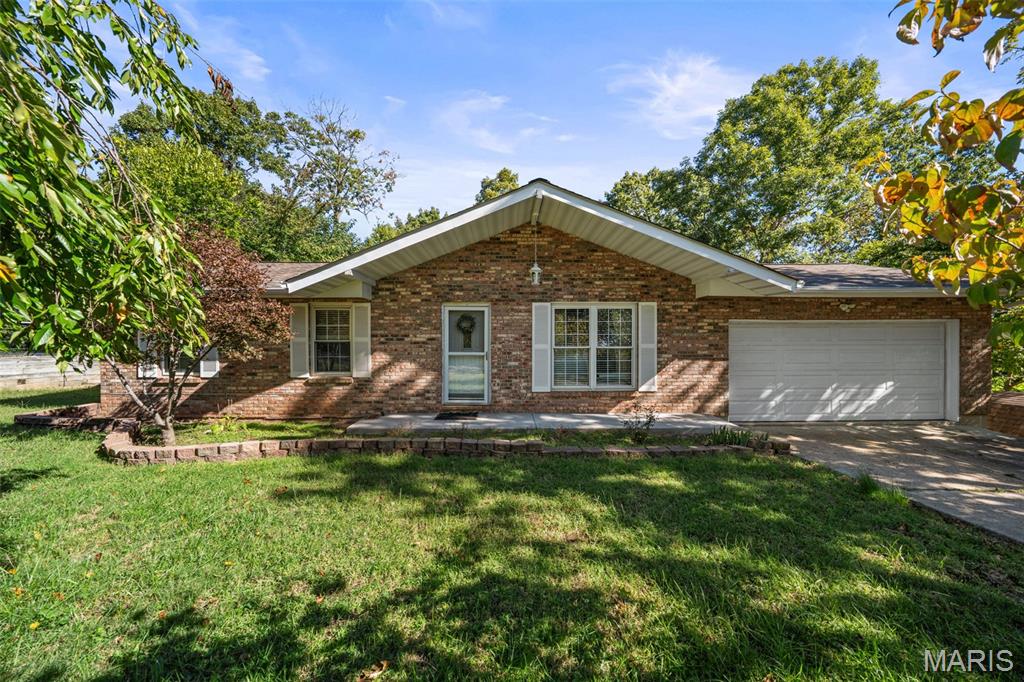 5418 Oakcrest Drive Property Photo 1