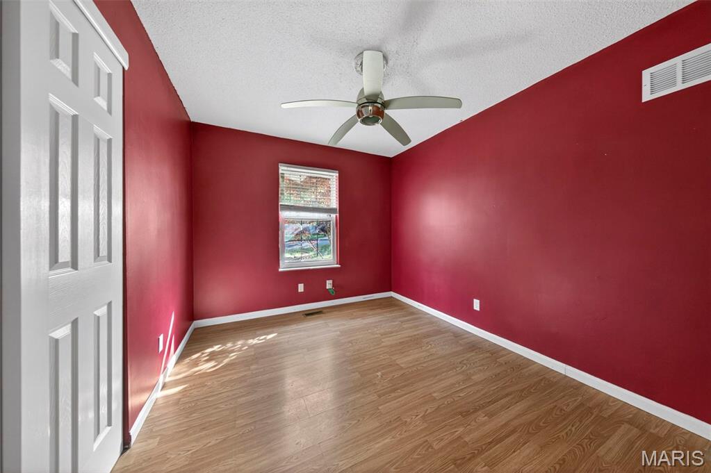 5418 Oakcrest Drive Property Photo 13
