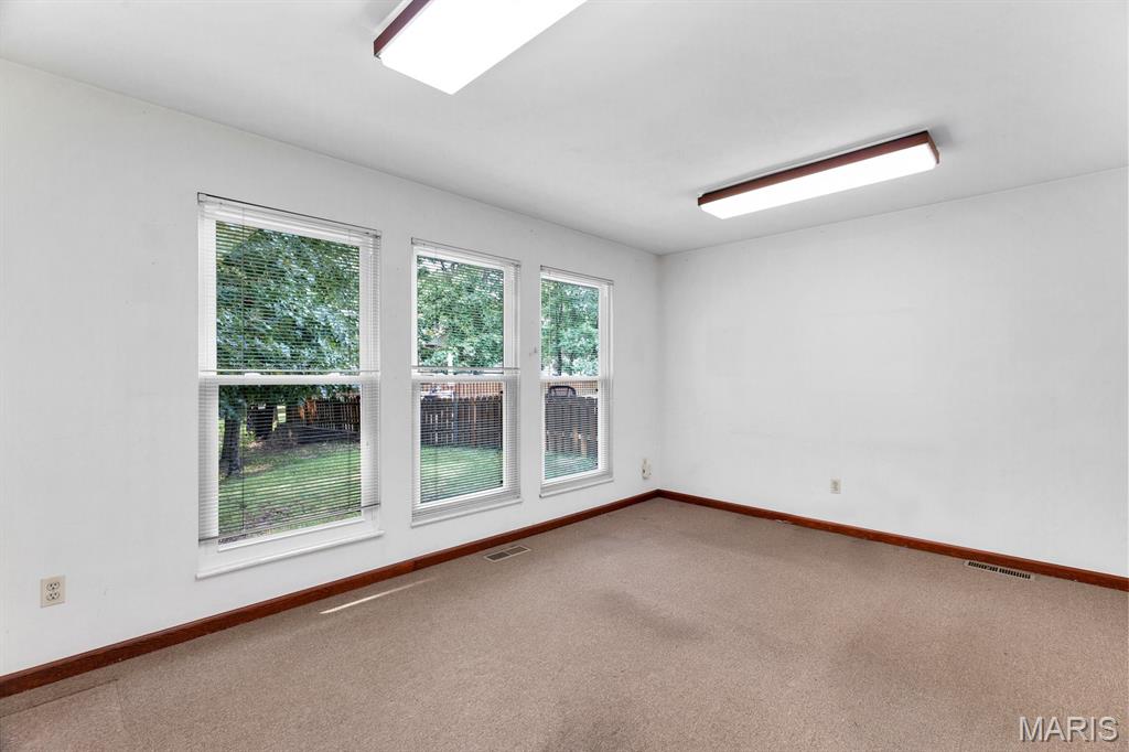 1508 Redbriar Drive Property Photo 8