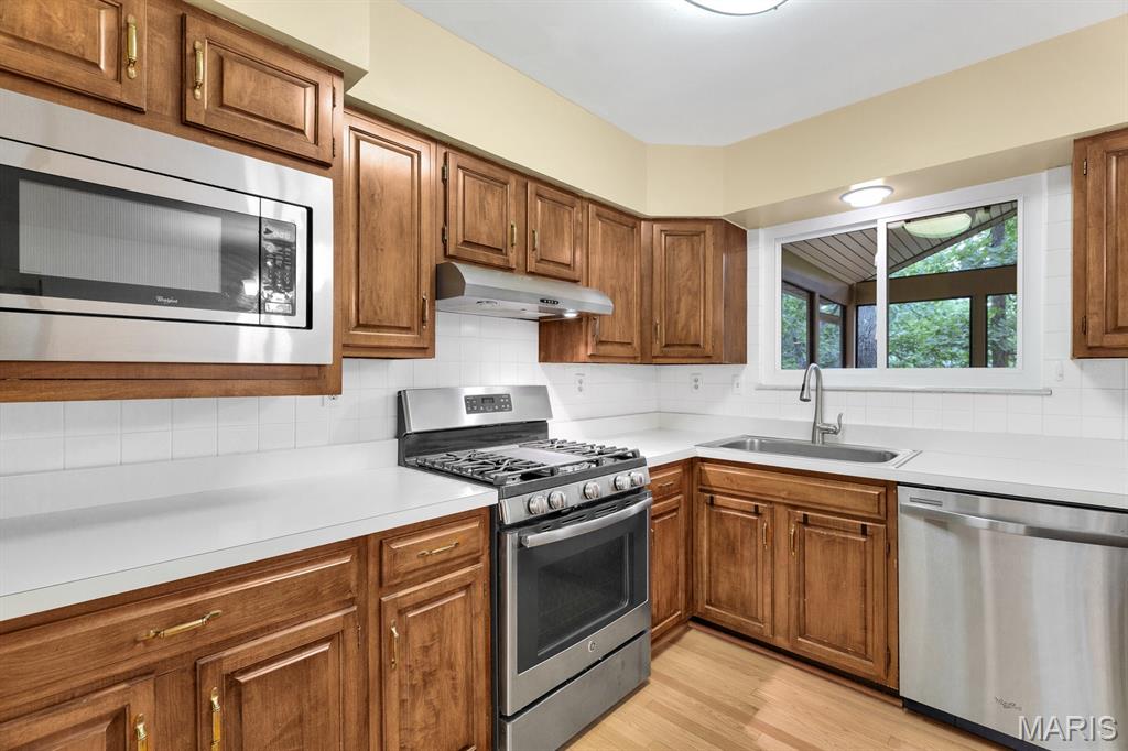 1508 Redbriar Drive Property Photo 12