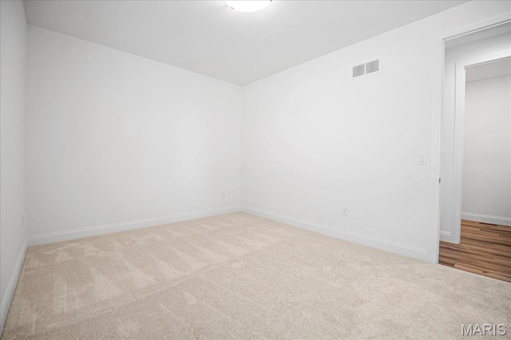 477 Parkview Lane Property Photo 18