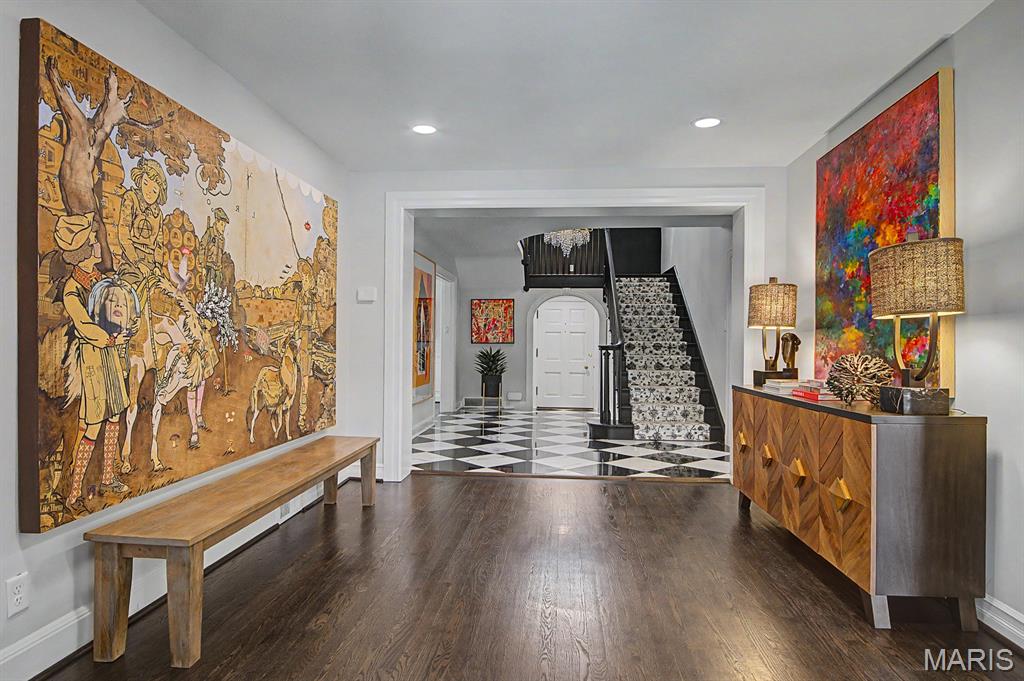 7 Greenbriar Drive Property Photo 15