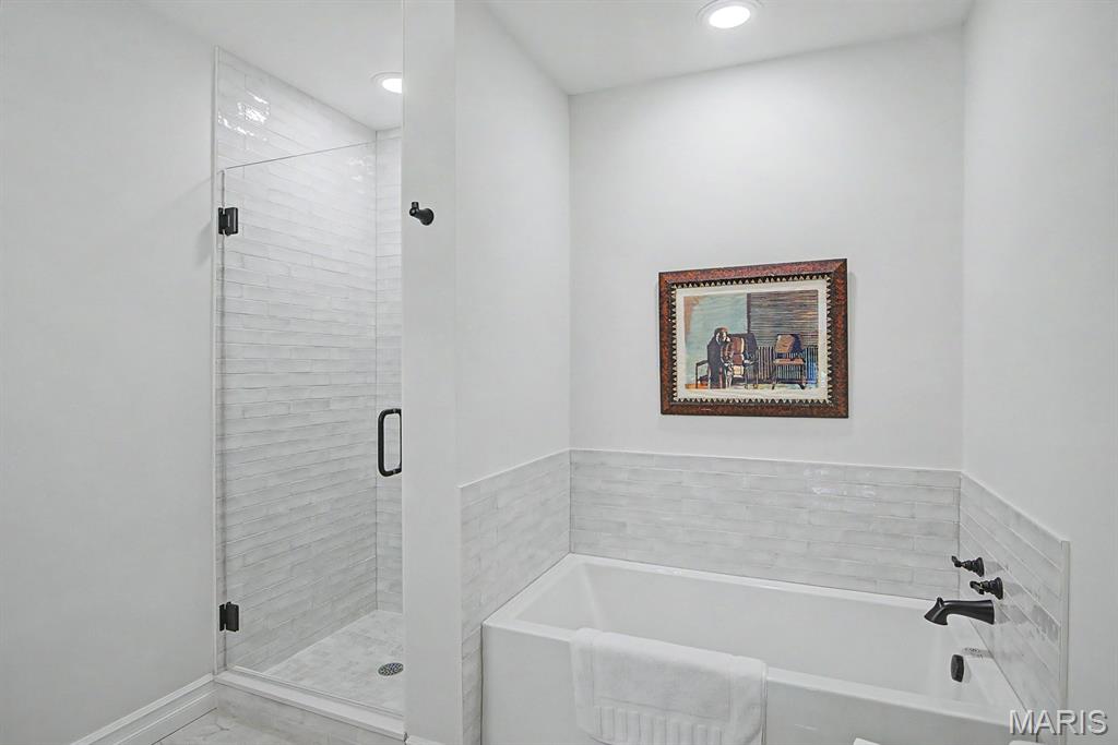 7 Greenbriar Drive Property Photo 55
