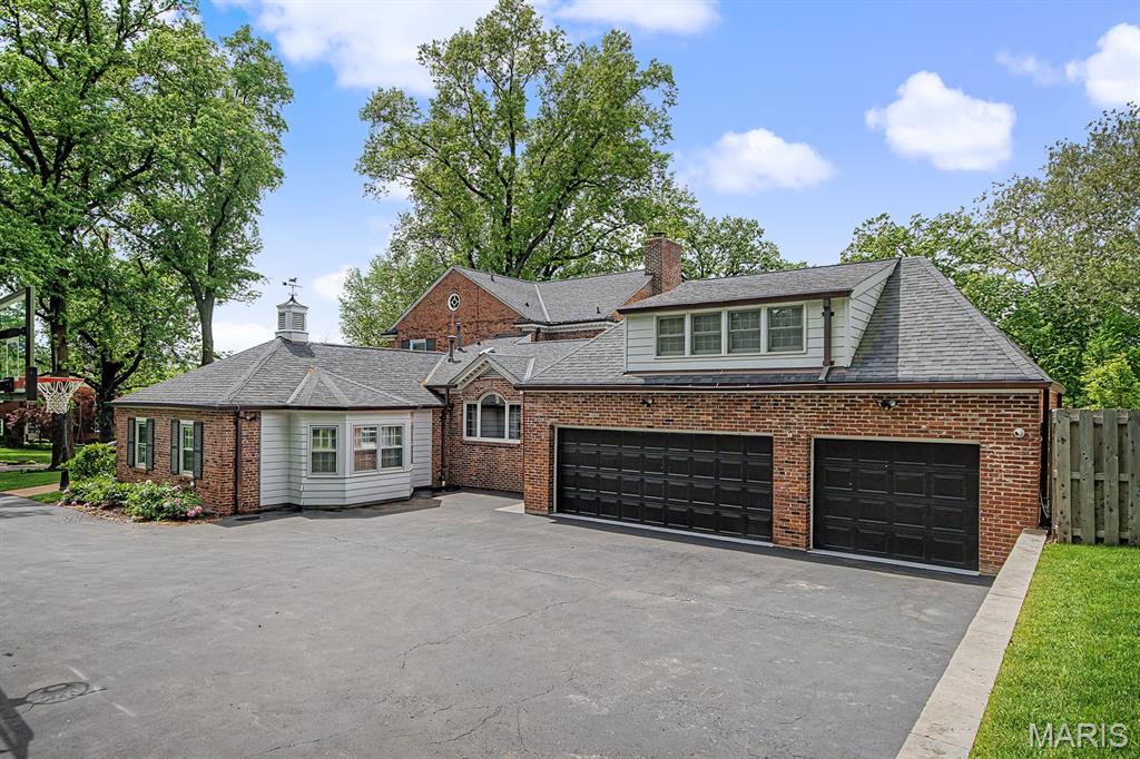 7 Greenbriar Drive Property Photo 75