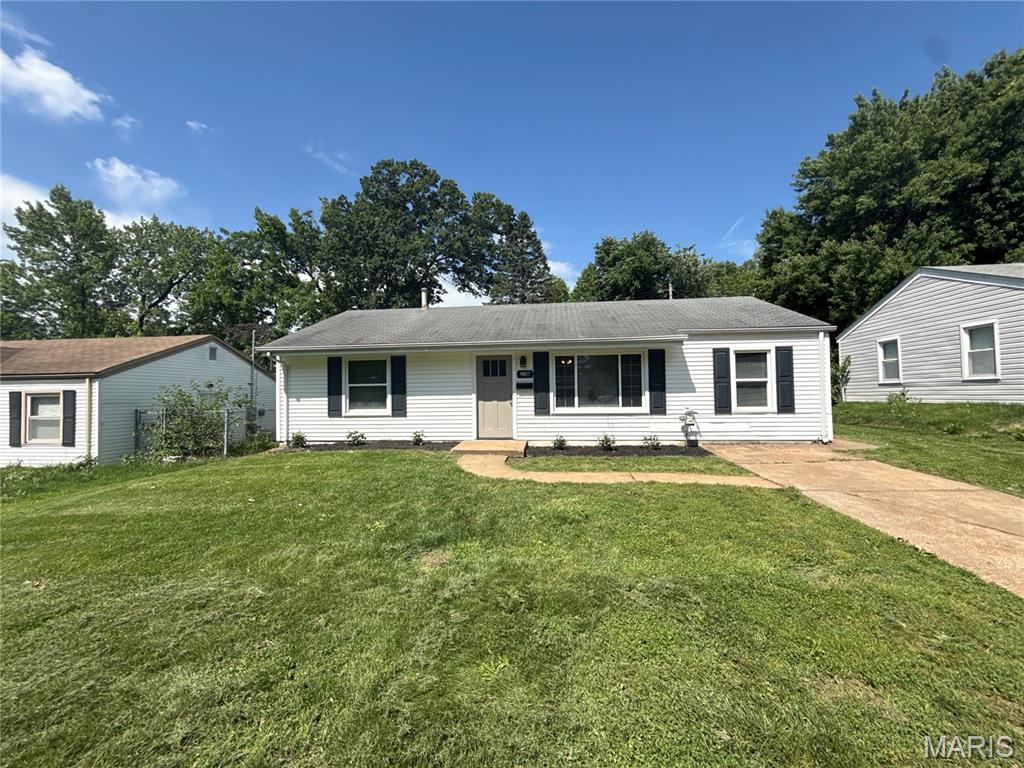 9857 Dennis Drive Property Photo 1