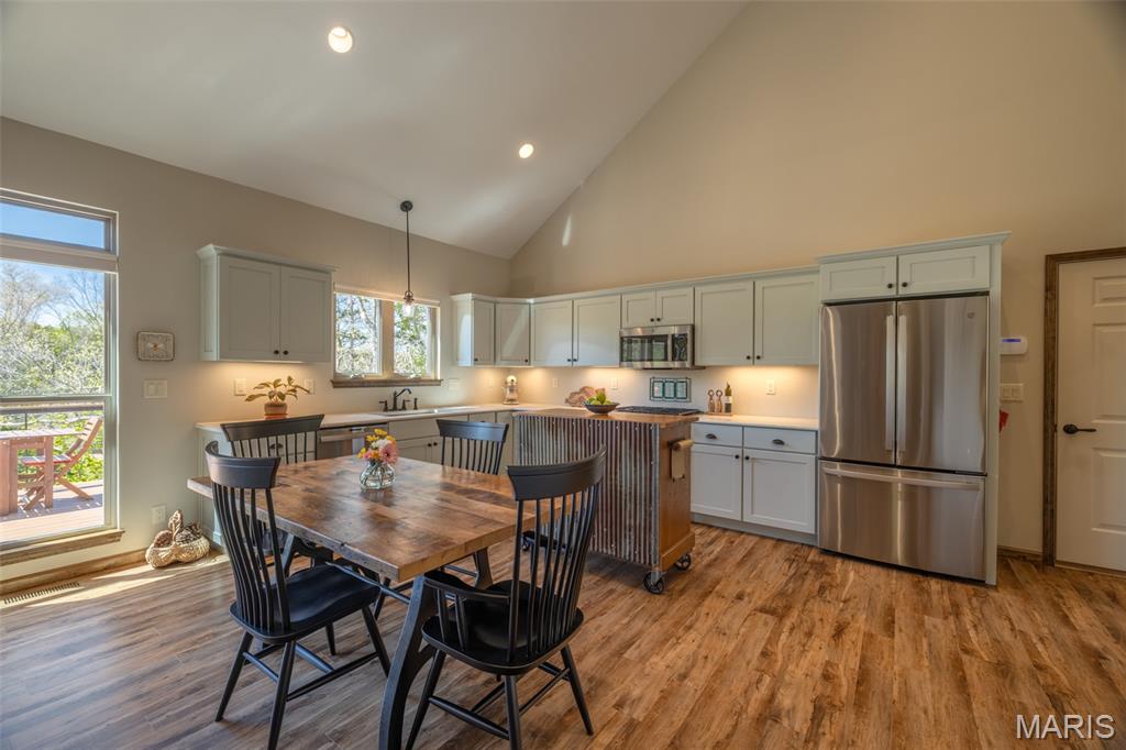 2747 Tyrolean Way Drive Property Photo 10