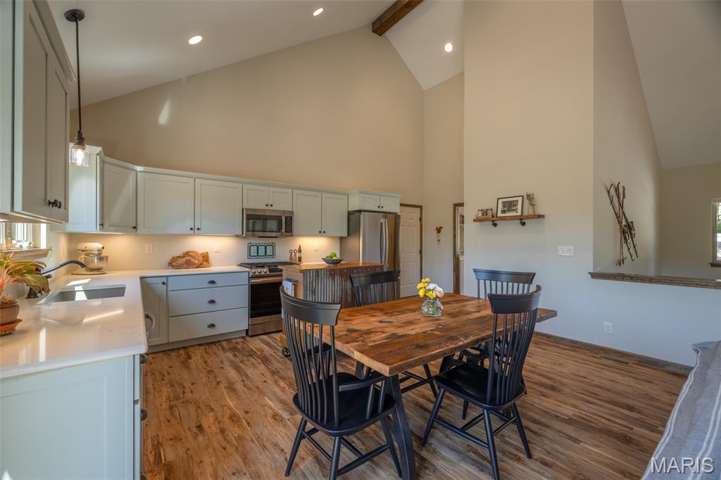 2747 Tyrolean Way Drive Property Photo 11