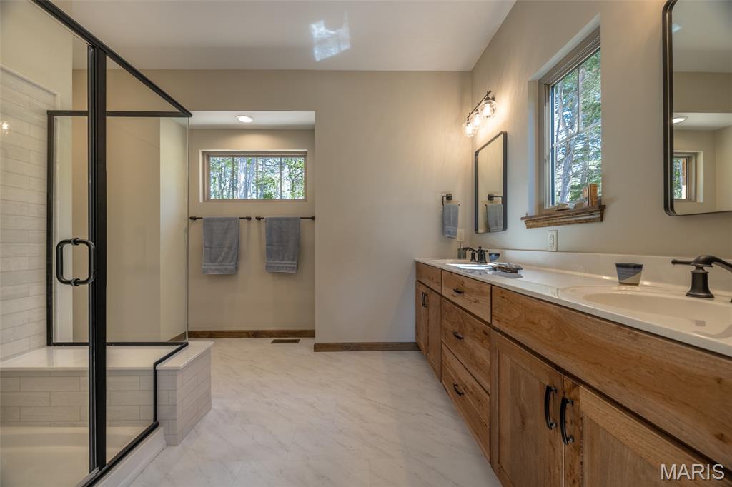 2747 Tyrolean Way Drive Property Photo 15