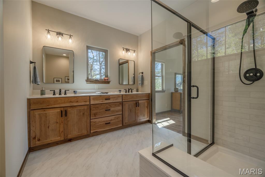 2747 Tyrolean Way Drive Property Photo 16
